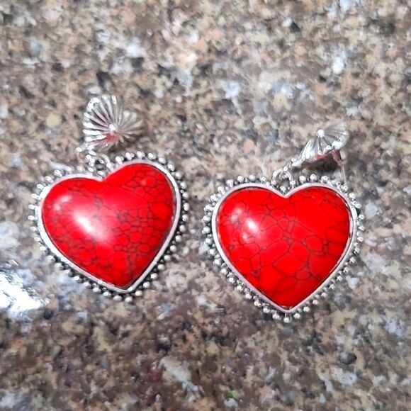 ♡ Valentines Gift ♡Deep Red Stone Alloy Heart Dangle Earrings - Picture 4 of 7